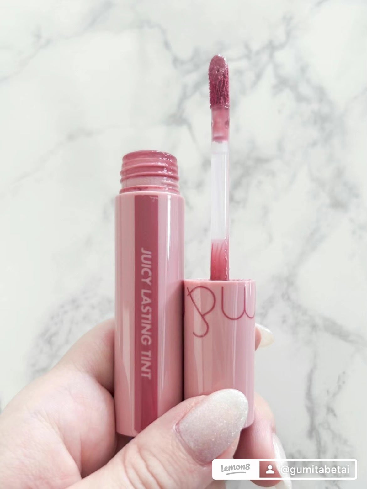 ぐみ on LIPS 「【ブルベ大優勝リップ🏅】青みピンクなのに自然に馴染んじゃう🫢唇..」(2枚目)