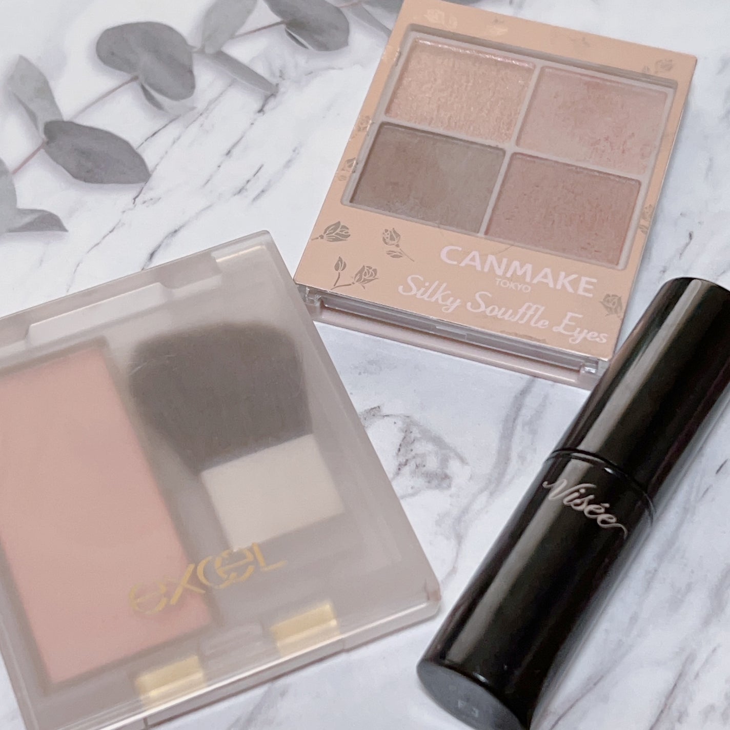 シルキースフレアイズ(マットタイプ)/キャンメイク/アイシャドウパレットを使ったクチコミ(2枚目)