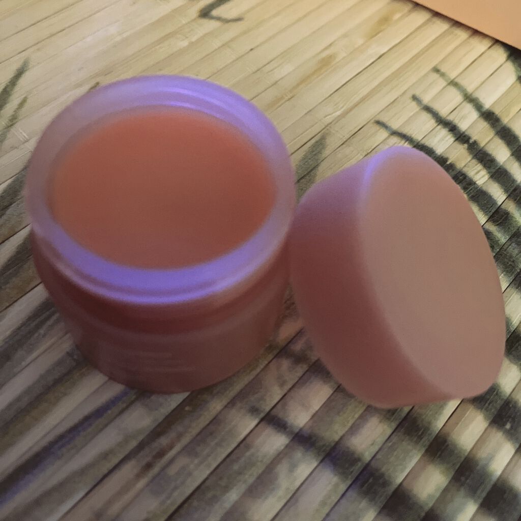 リップスリーピングマスク/LANEIGE/リップバームを使ったクチコミ（2枚目）