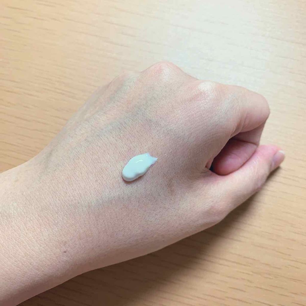 ドラマティックスキンセンサーベース EX/マキアージュ/化粧下地を使ったクチコミ（2枚目）