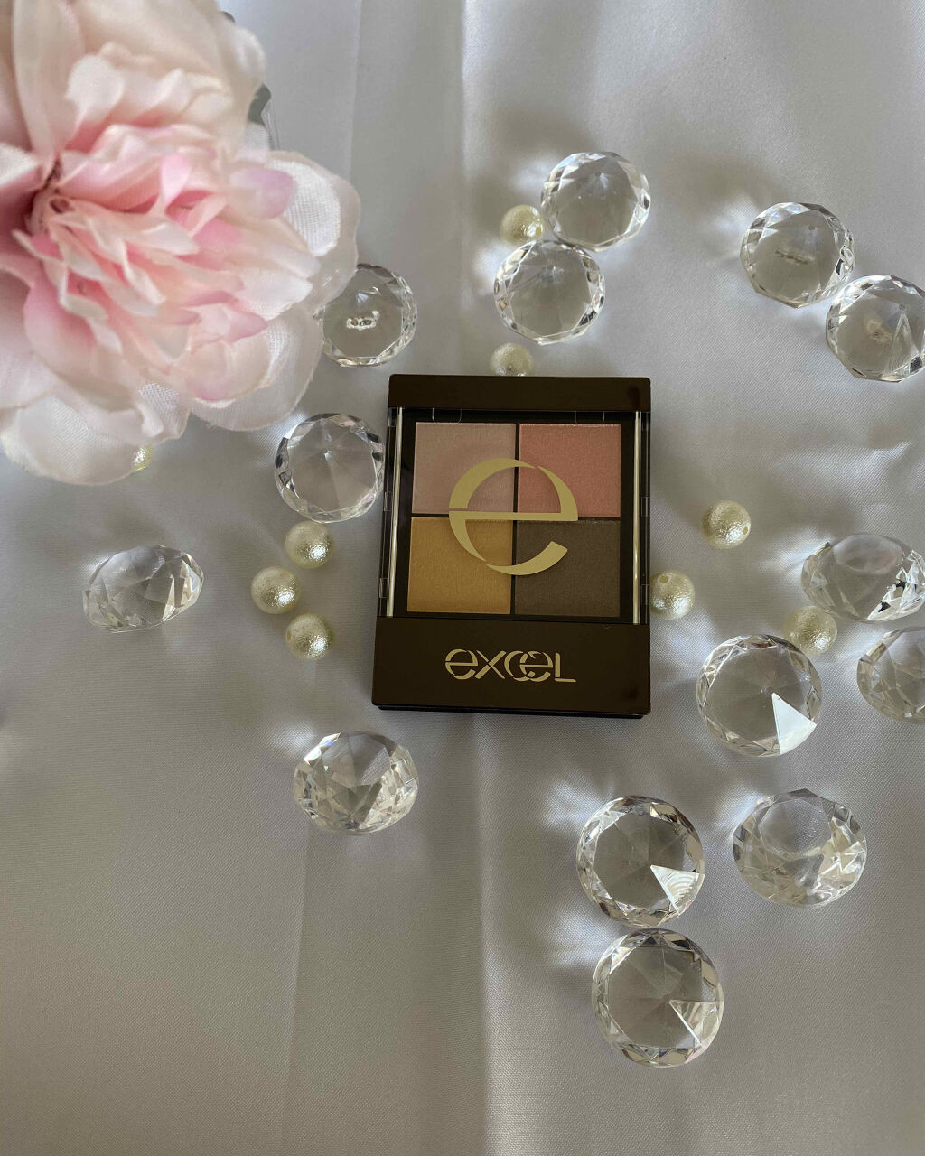 エレガンス ラ プードル オートニュアンス リクスィーズ/Elégance/プレストパウダーを使ったクチコミ（1枚目）