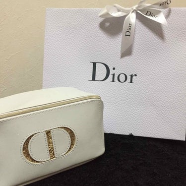 Dior #コスメ収納 