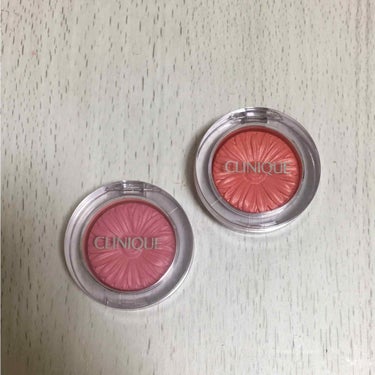 CLINIQUE チークポップ 
13 ローズポップ& 22 ポピーポップ

見た目がべりべりきゅーとなこちらのチーク🤤
見てるだけで可愛い（笑）友達がプレゼントしてくれたのがきっかけでチークポップデビ