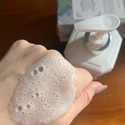 パフュームボディローション リリィムスクホワイトティー/TEABLESS/ボディローションを使ったクチコミ(4枚目)