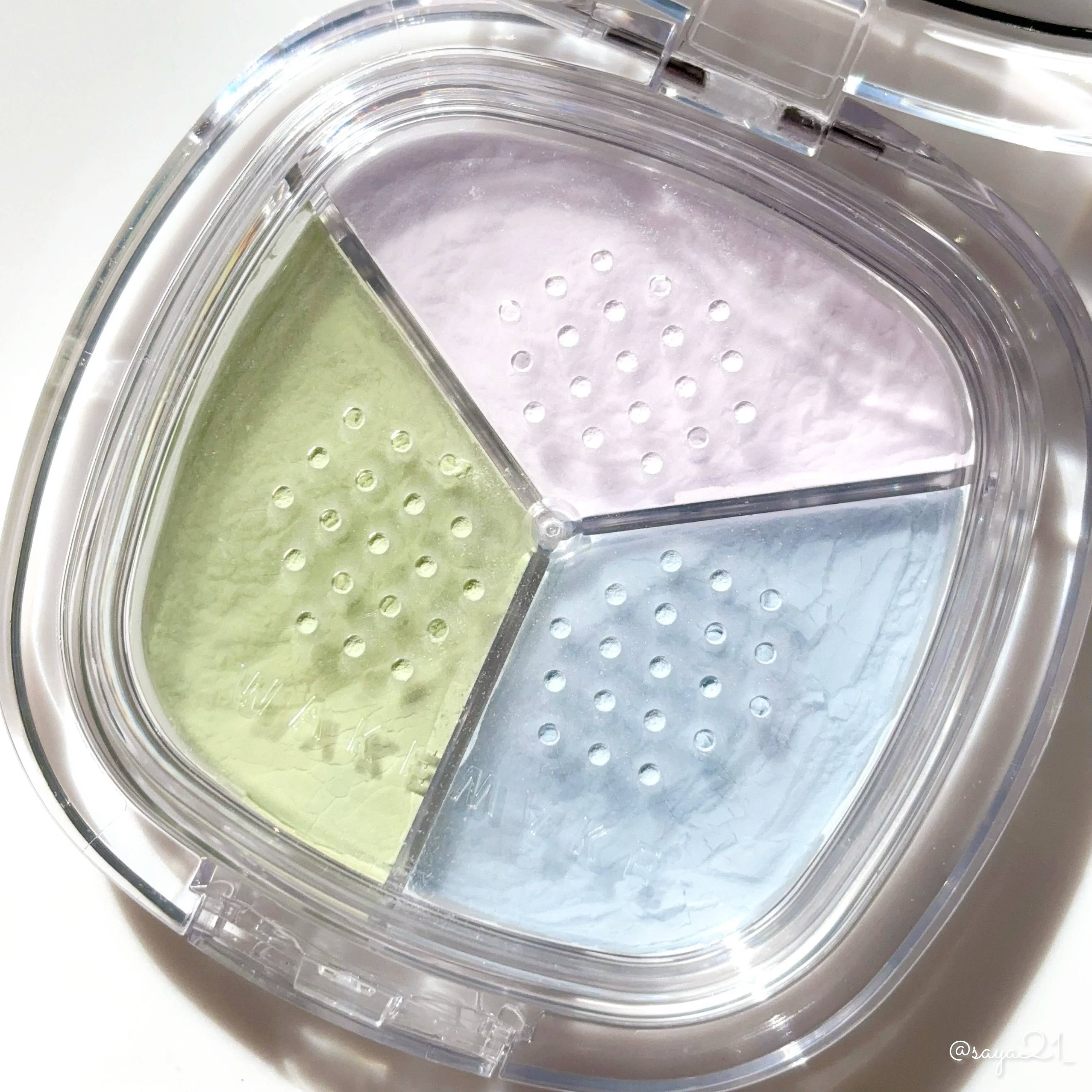 ステイフィクサーマルチカラーパウダー 01 ペールクリア/wakemake/ルースパウダーを使ったクチコミ（2枚目）