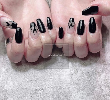 mauloa_nail on LIPS 「・ 🔥🔥🔥・ネイルやり方動画fantistにて多数更新してます..」(1枚目)