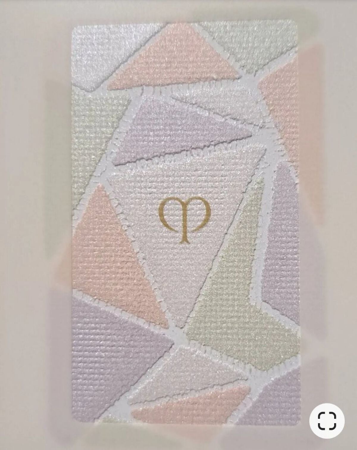 ル・レオスールデクラ /クレ・ド・ポー ボーテ/パウダーハイライトを使ったクチコミ(1枚目)