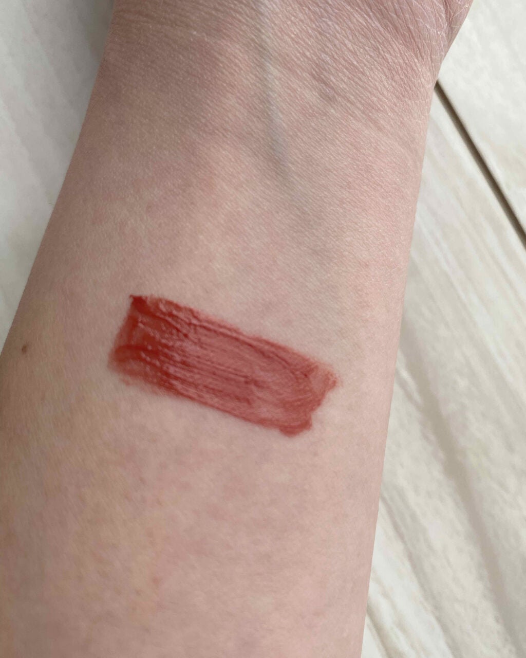 トーン ペタル エッセンス カラー バター/to/one/リップグロスを使ったクチコミ(2枚目)