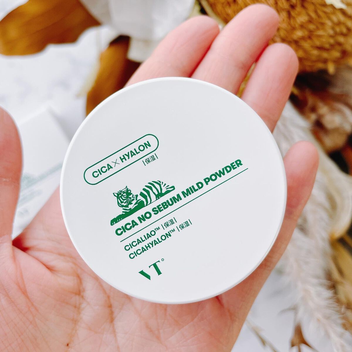 CICA ノーセバム マイルドパウダー/VT/ルースパウダーを使ったクチコミ(2枚目)