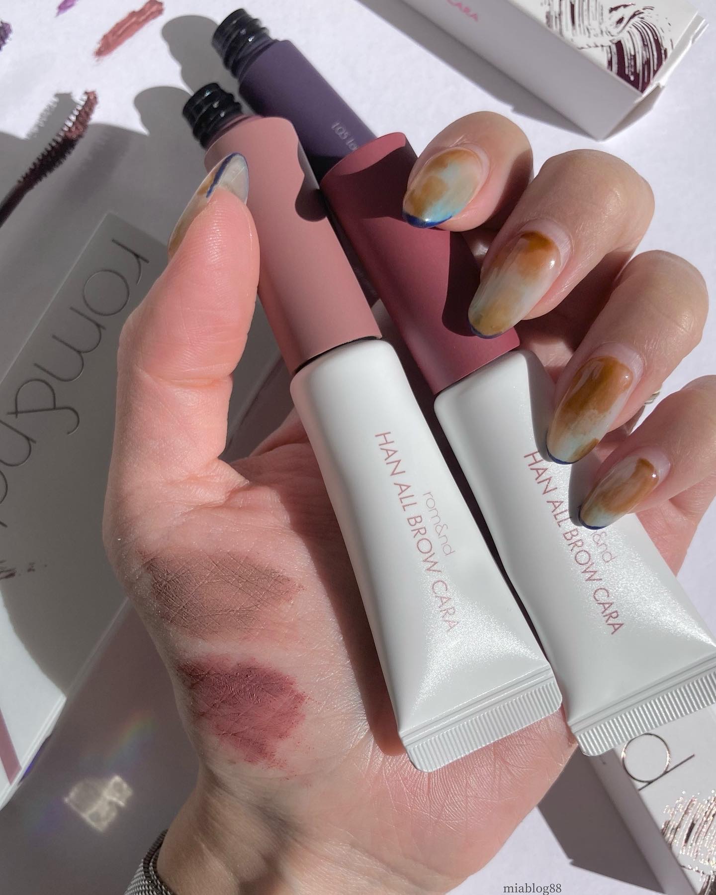 ハンオールブロウカラ/rom&nd/眉マスカラを使ったクチコミ（1枚目）