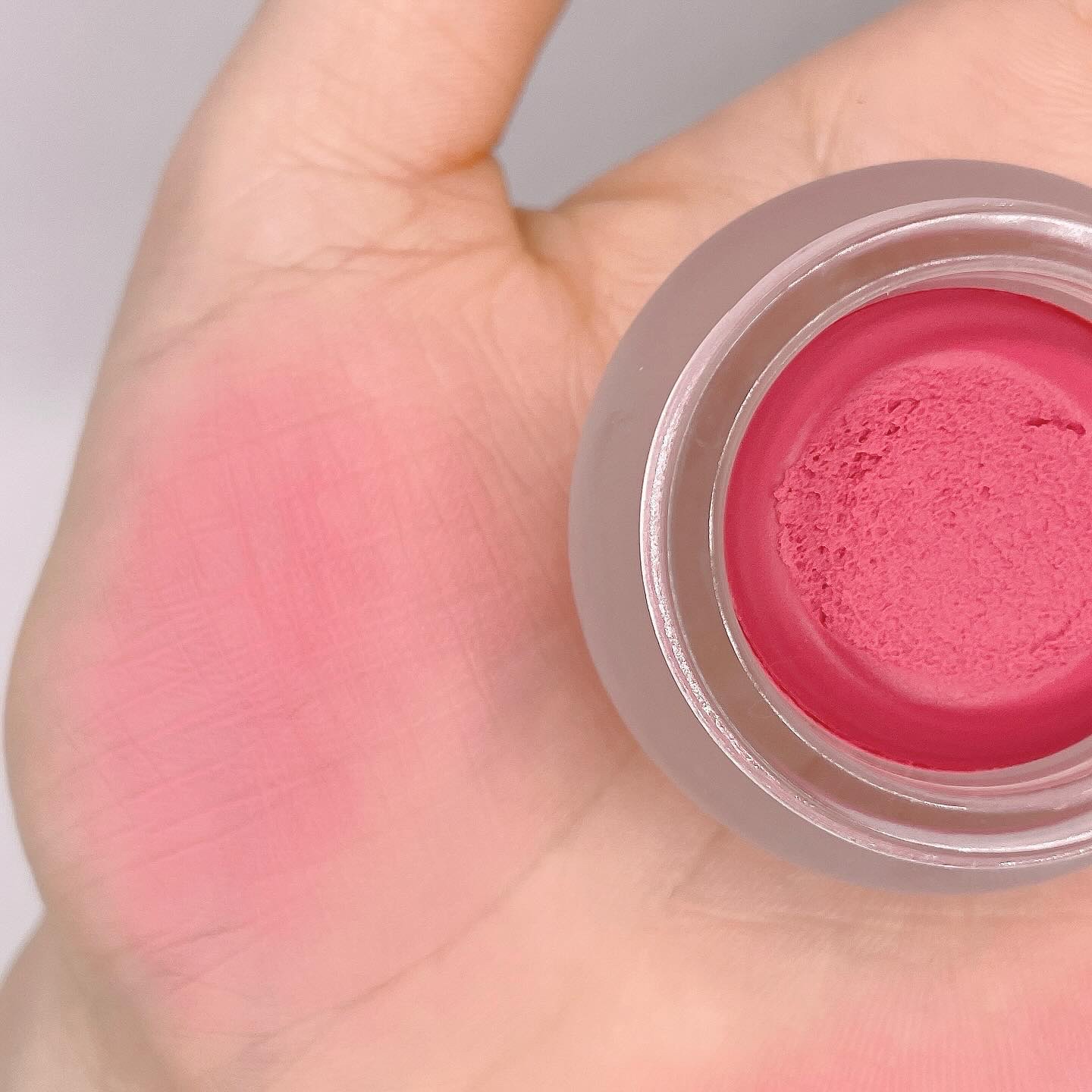 リップアンドチーク ブラーリープリンポット/fwee/口紅を使ったクチコミ（3枚目）