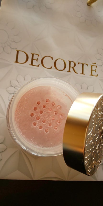 AQ MW フェイスパウダー/DECORTÉ/ルースパウダーを使ったクチコミ(2枚目)