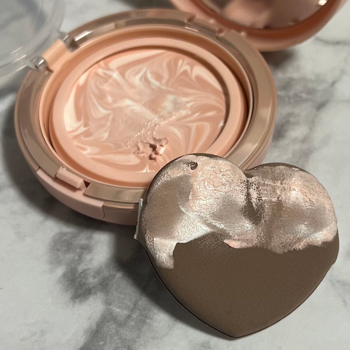 ジューシーパン スキンケアプライマー/A’pieu/化粧下地を使ったクチコミ(9枚目)