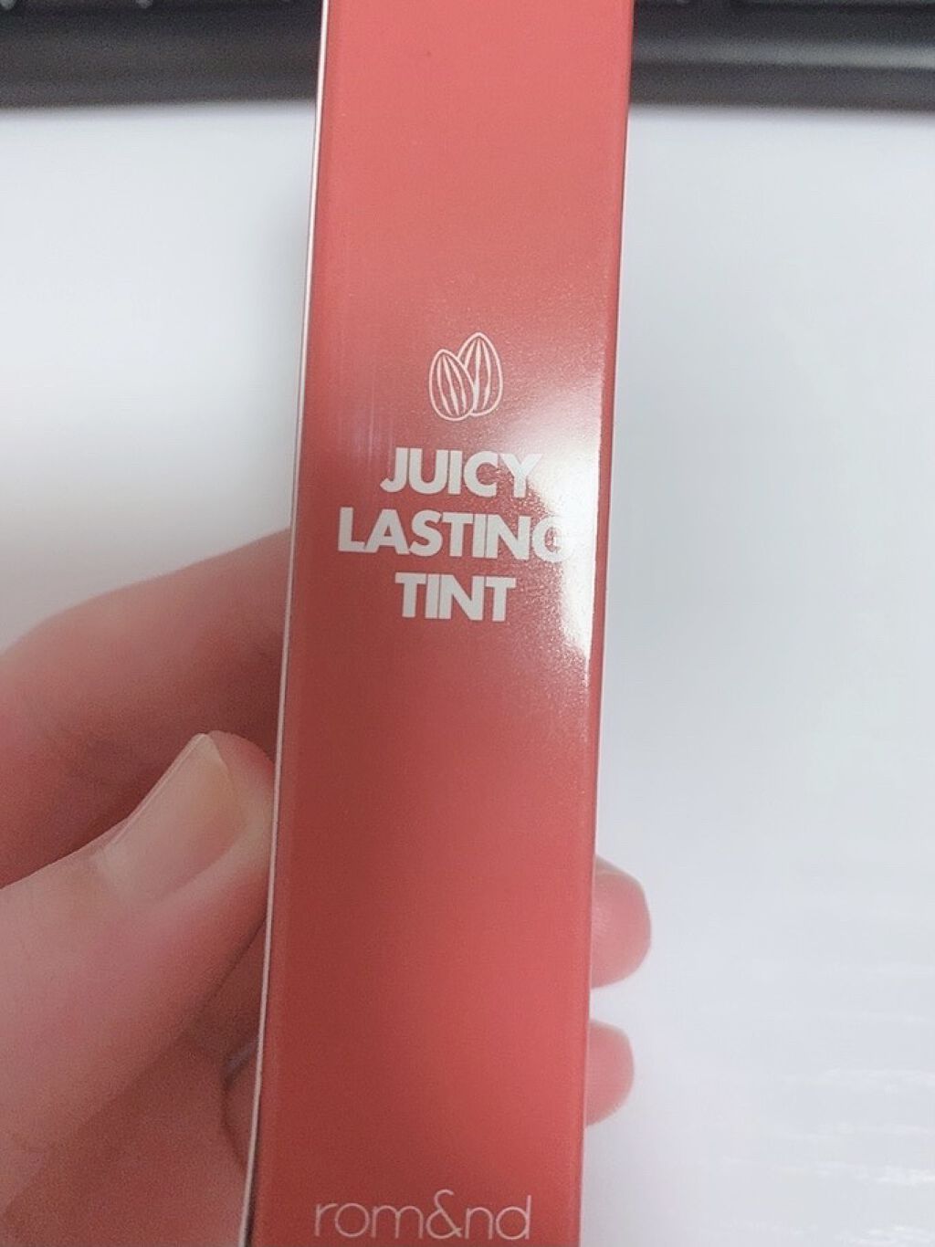 ジューシーラスティングティント/rom&nd/リップティントを使ったクチコミ（1枚目）