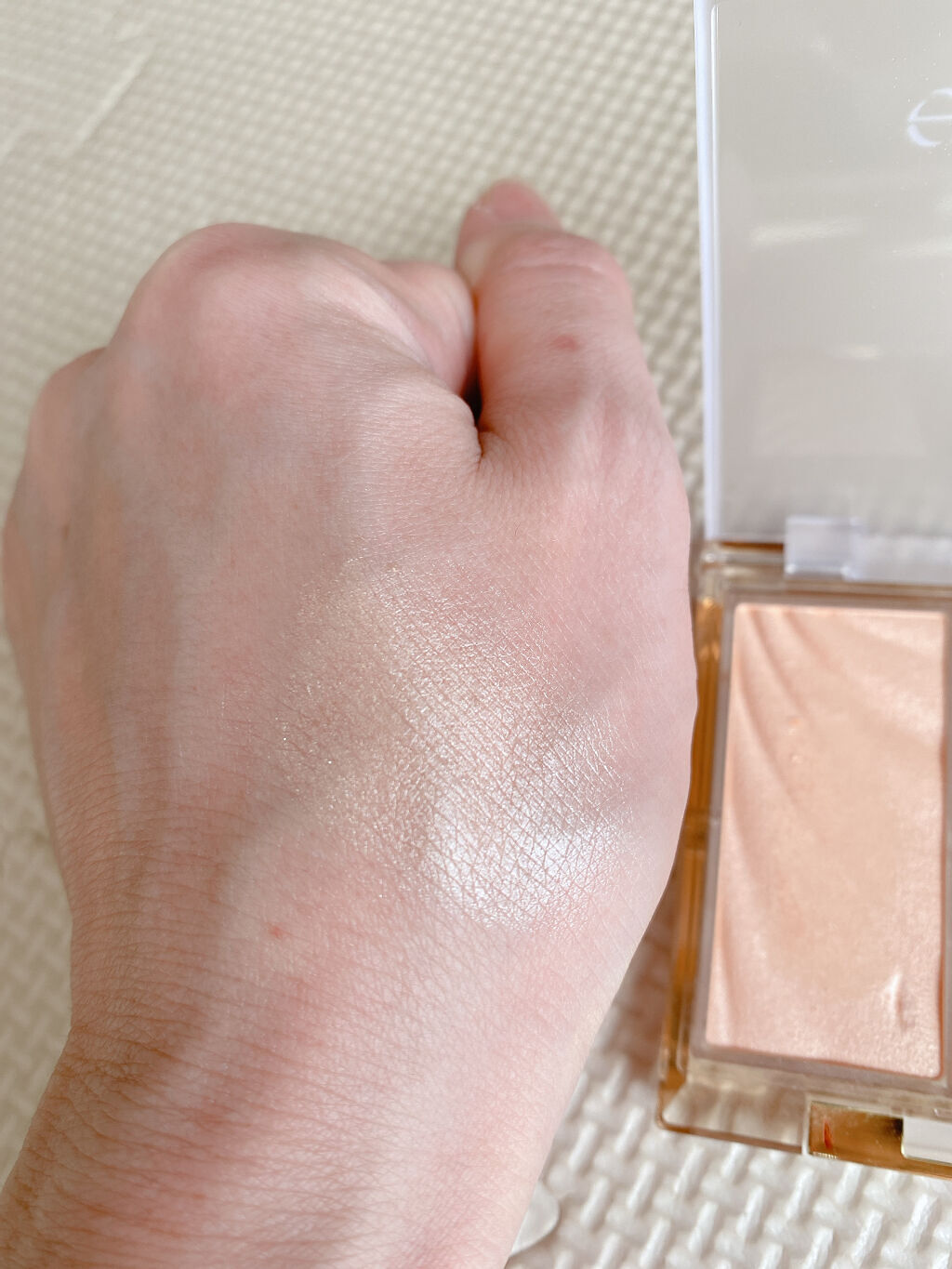 ドレープド シマーグロウ/excel/パウダーハイライトを使ったクチコミ（2枚目）