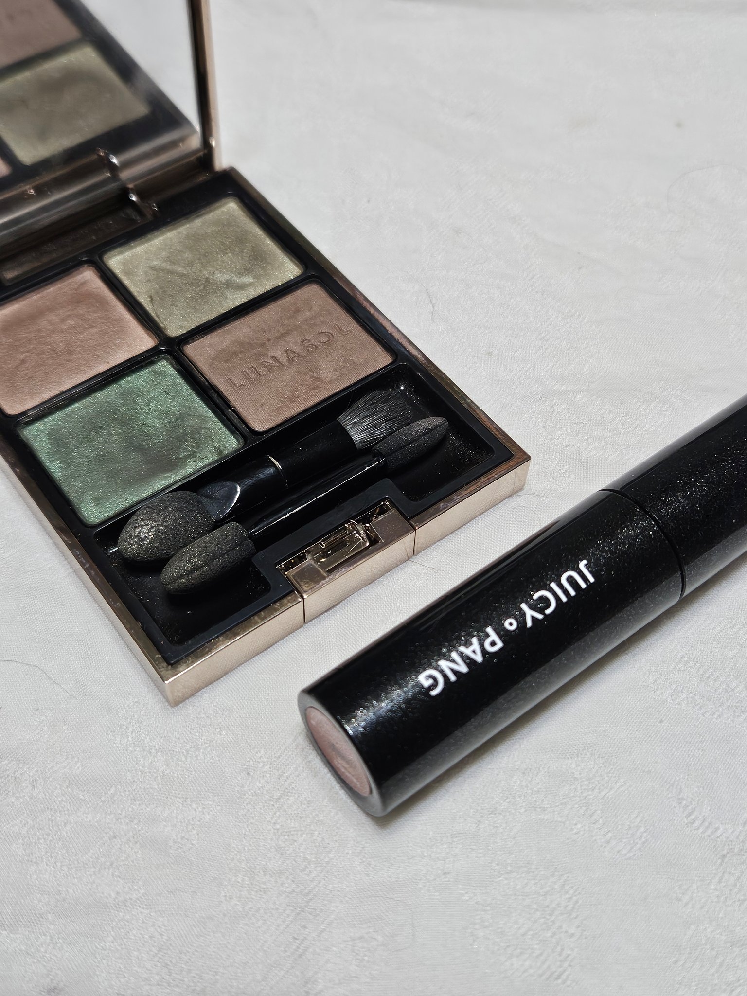 アイカラーレーション 10 Vintage Moss/LUNASOL/アイシャドウパレットを使ったクチコミ（1枚目）