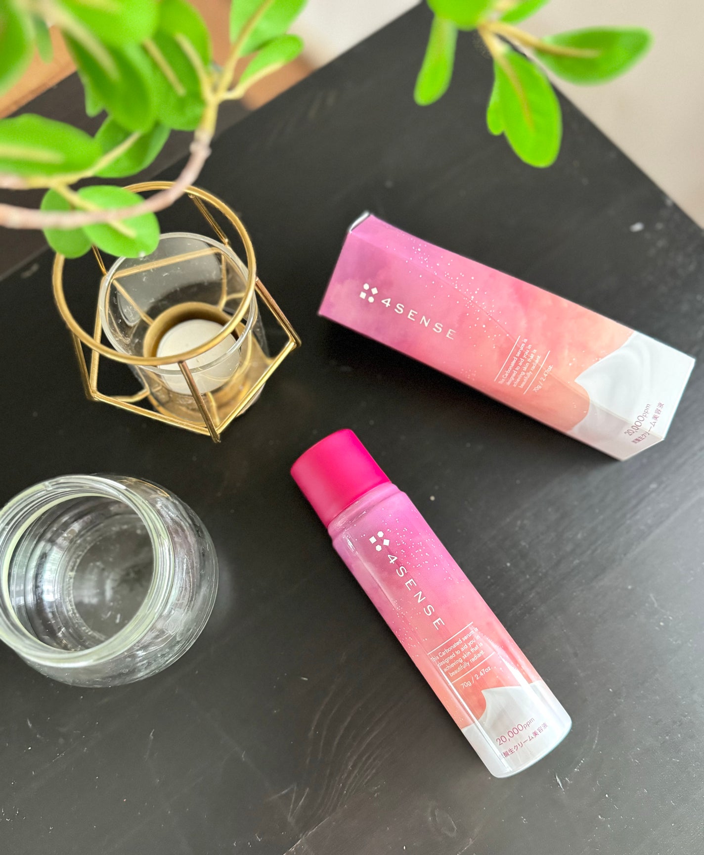 arisya08 on LIPS 「目の下のクマやお顔のくすみにオススメの炭酸生クリームセラム✨️..」(4枚目)