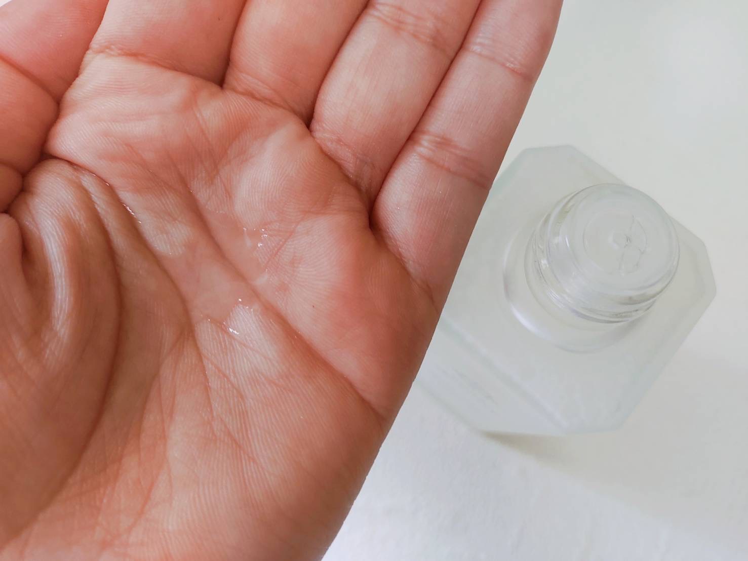 ロサ セレナイト スノーローズ エッセンス クリスタルスキン ローション/ROSA FAYRE/化粧水を使ったクチコミ（3枚目）