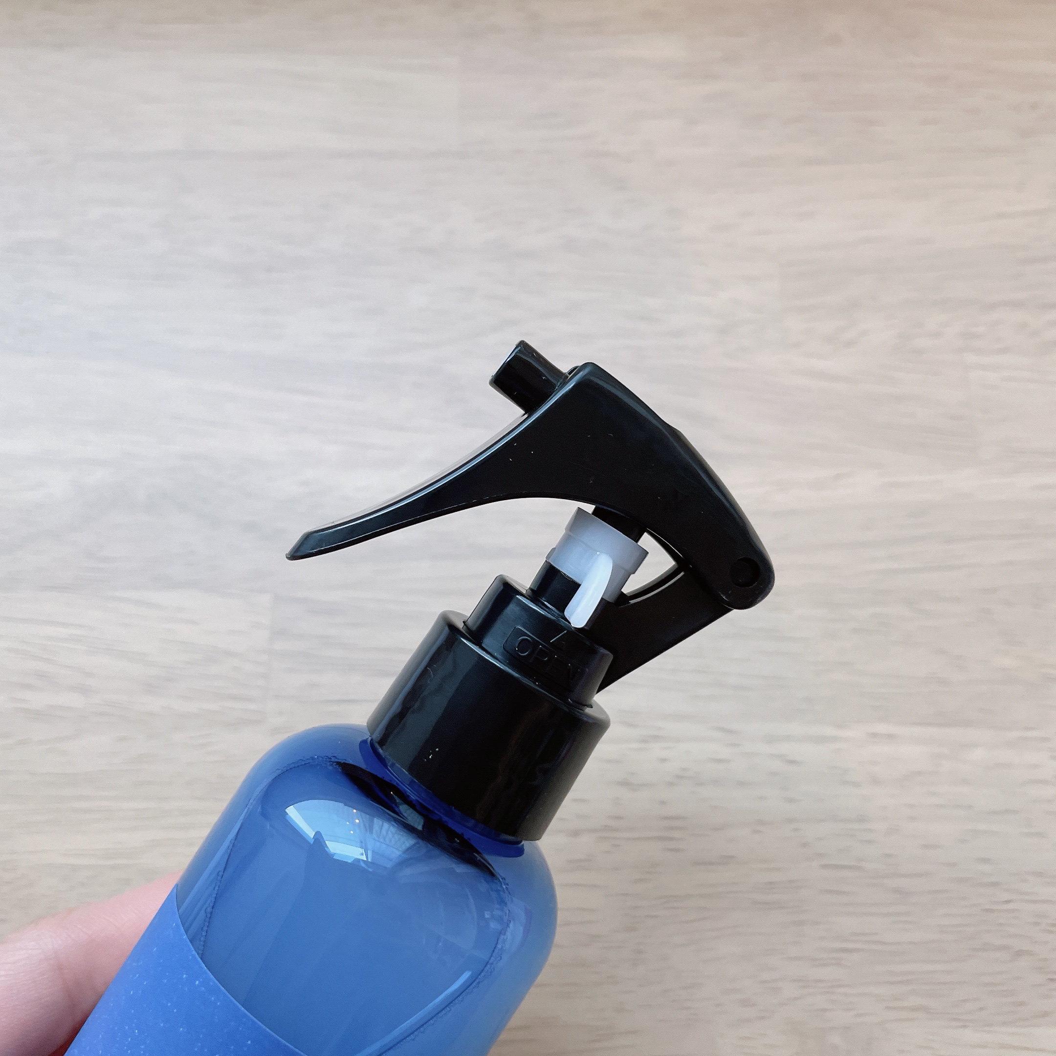 カームナイトリペアブースターヘアミスト/YOLU/プレスタイリング・寝ぐせ直しを使ったクチコミ（2枚目）