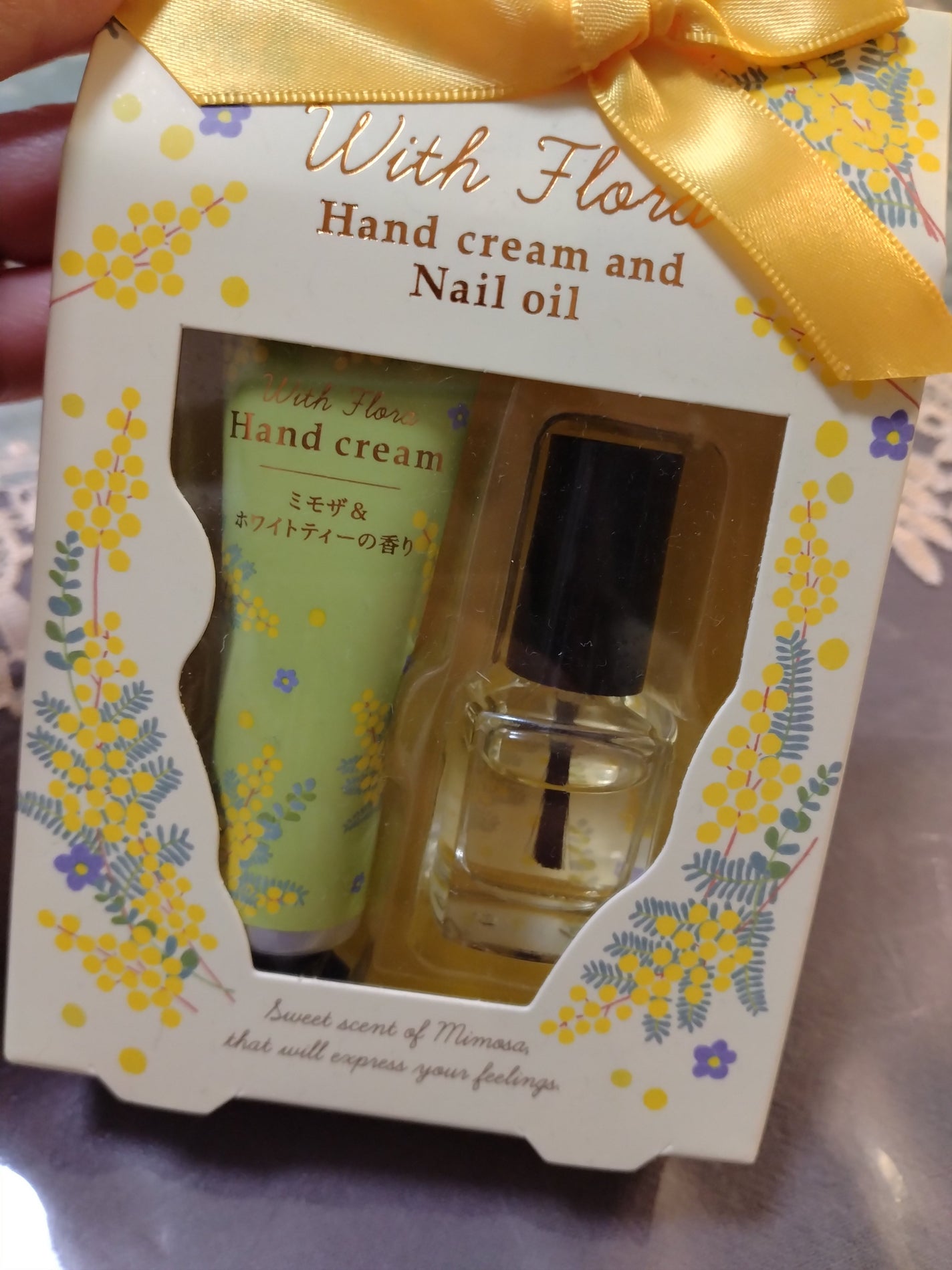 ウィズフローラネイルオイルミモザ&ホワイトティの香り/ウィズフローラ/ネイルオイル・トリートメントを使ったクチコミ(2枚目)