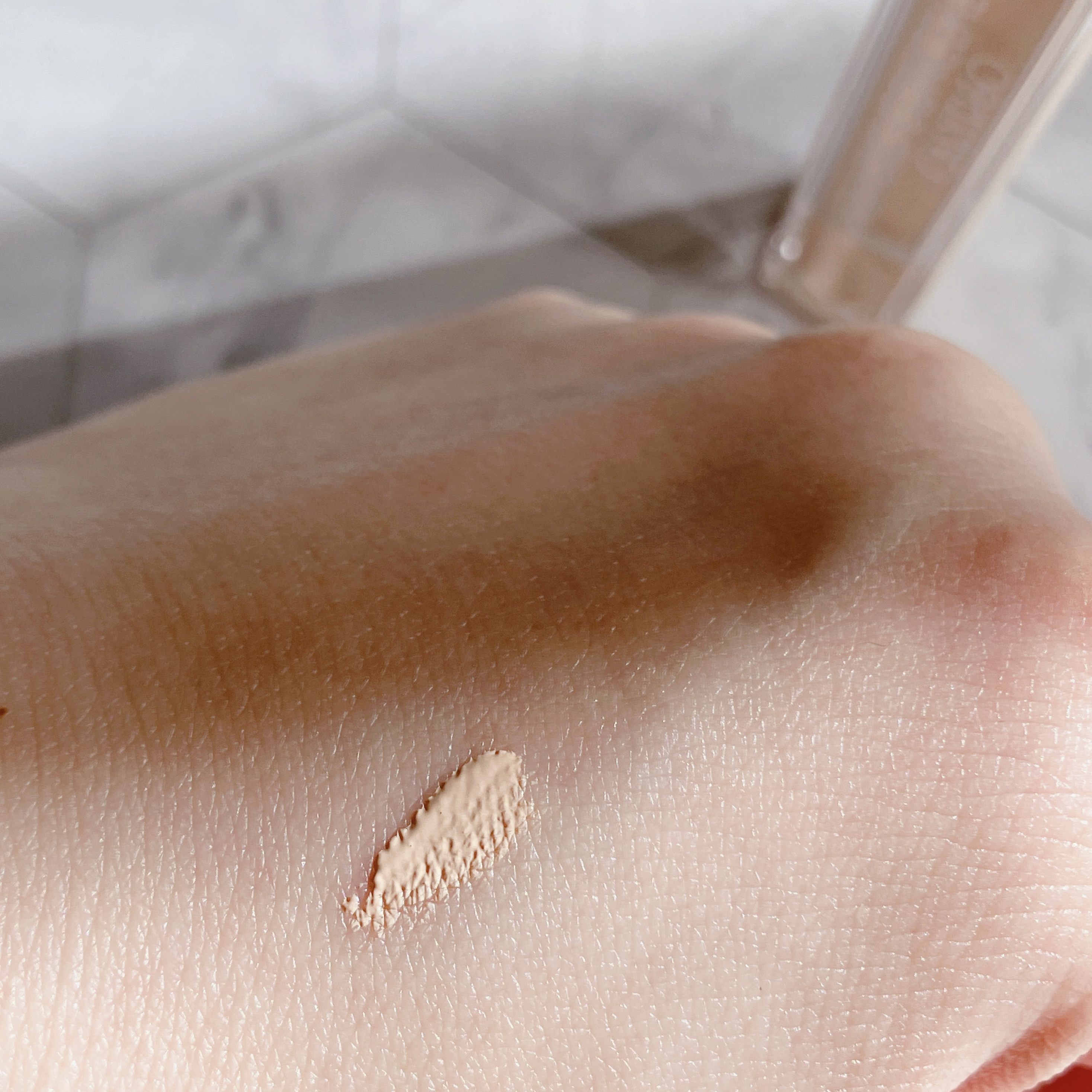 カリプソ マジックコンシーラー グロッシーベージュ/カリプソ/コンシーラーを使ったクチコミ（3枚目）