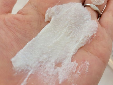 フェイススクラブ /HAP+R/スクラブ・ゴマージュを使ったクチコミ(3枚目)