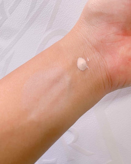 ラトゥー エクラ ファンデーション プライマー N/PAUL & JOE BEAUTE/化粧下地を使ったクチコミ(2枚目)