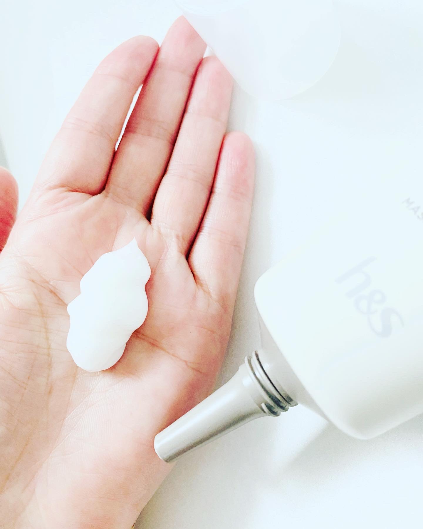 リフレッシュ マッサージクリーム/h&s/洗い流すヘアトリートメントを使ったクチコミ（3枚目）