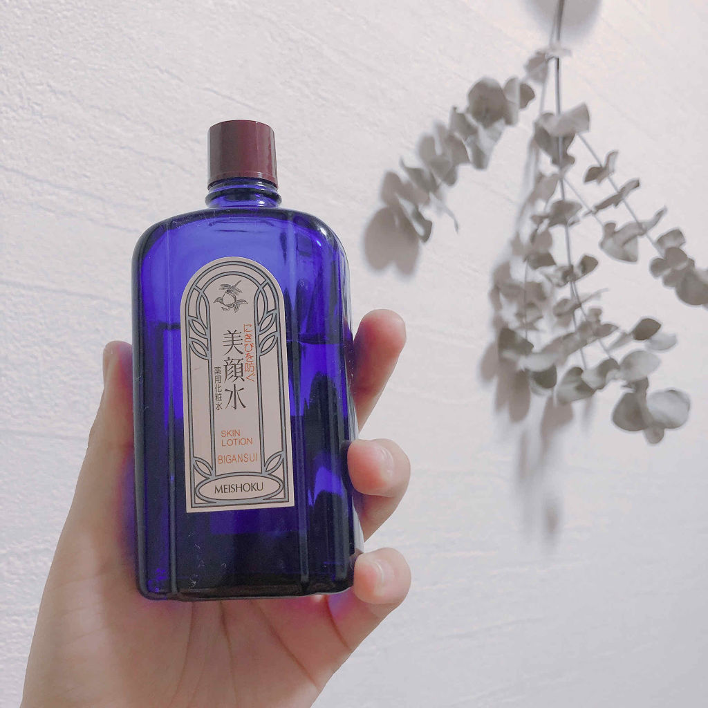 \ 昔ながらの化粧水✨ /

📌肌色化粧品　美顔水

これは独特な匂いだけど、
肌がスベスベになります💁🏻‍♀️

前使った時は効果を感じられなかったけど
それは私の使い方が悪かったみたいです。。


📍使い方
コットンにひたひたに