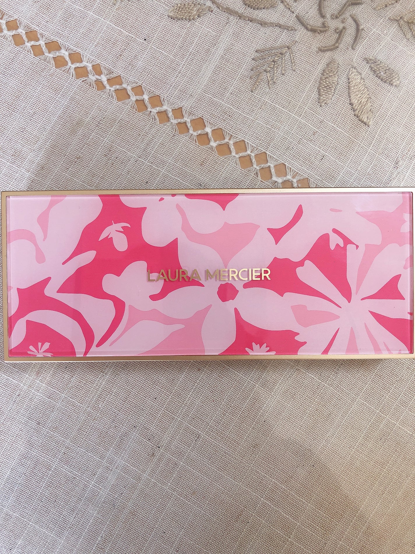 ザ ワイルドフラワー アイシャドウ パレット/ローラ メルシエ/マルチパレットを使ったクチコミ(1枚目)