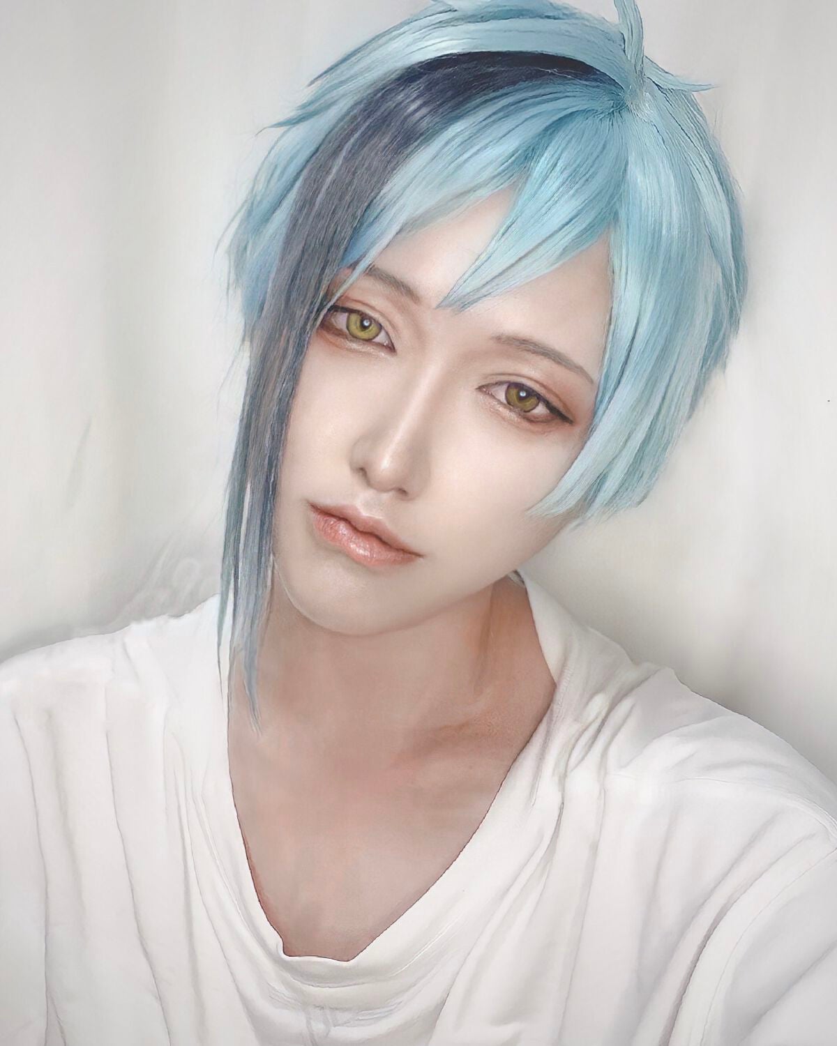 眠の民 on LIPS 「コスプレ画像です‼️ツイステッドワンダーランドという作品で男装..」(3枚目)