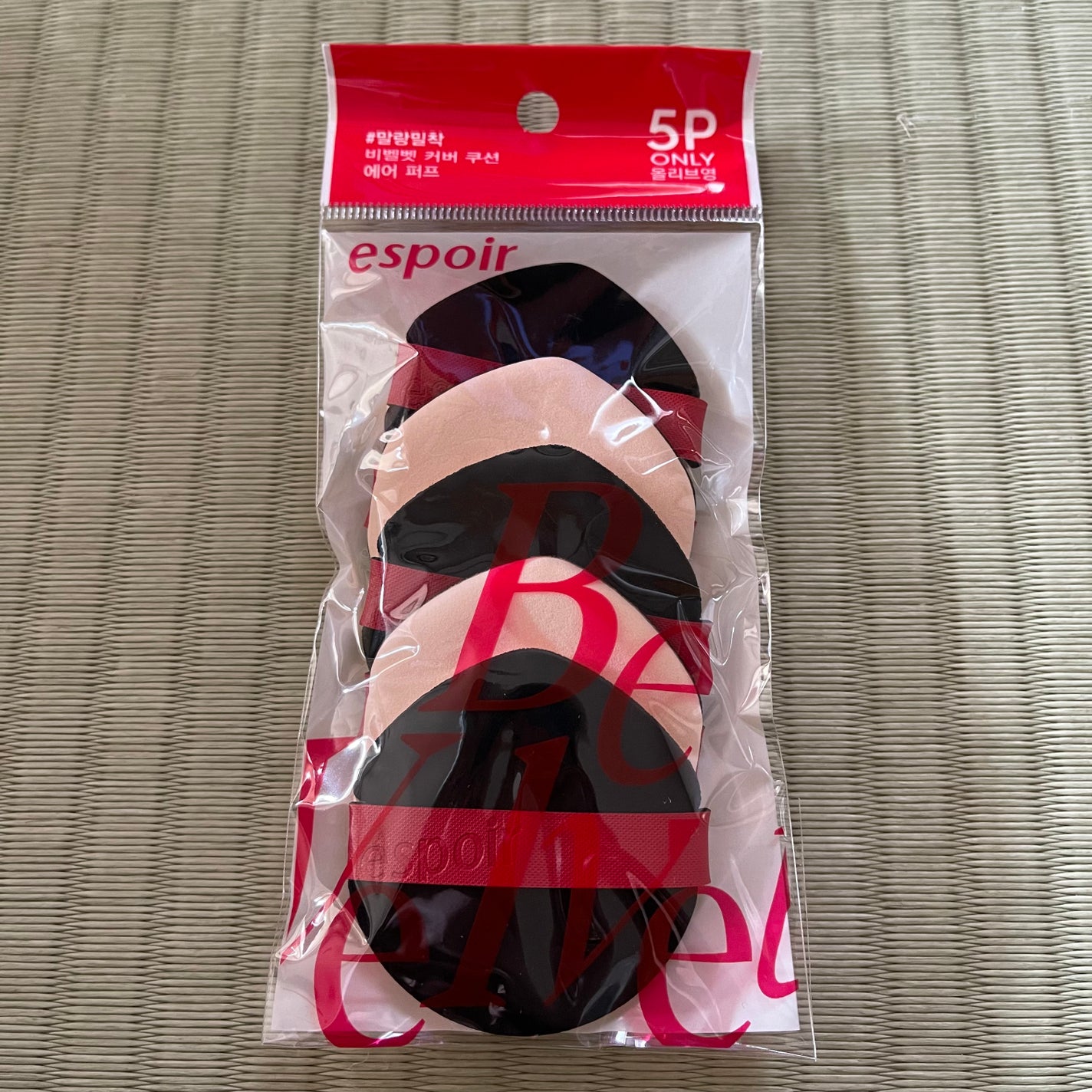 しーちゃん on LIPS 「エスポワのクッションパフもっちもちでずっと触ってたいくらい気持..」(1枚目)