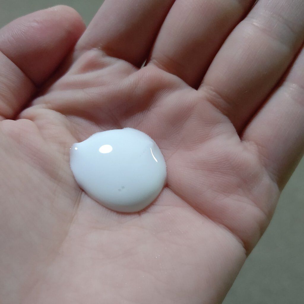 スキンミルク(しっとり)/ニベア/ボディミルクを使ったクチコミ（2枚目）