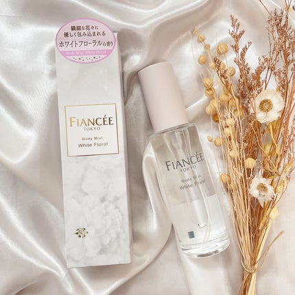 ボディミスト ホワイトフローラル/フィアンセ/香水(レディース)を使ったクチコミ(6枚目)