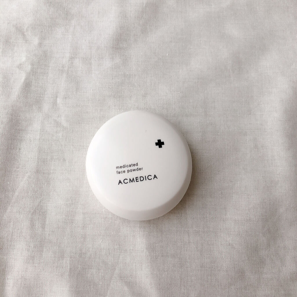 アクメディカ 薬用 フェイスパウダー クリア N/ナリスアップ/プレストパウダーを使ったクチコミ（2枚目）