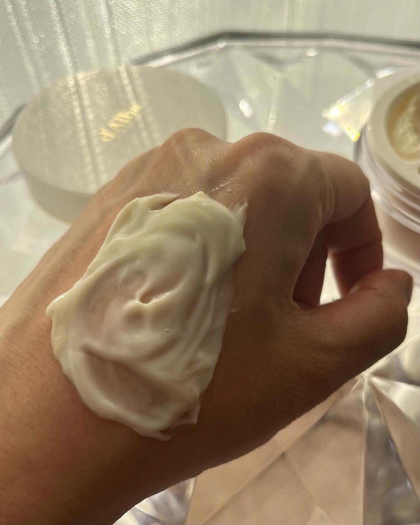 ホワイトトリュフダブルセラムアンドクリーム/ダルバ/フェイスクリームを使ったクチコミ(4枚目)