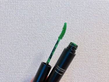 カラーリングマスカラ bright green cm-05/uneven/マスカラを使ったクチコミ（1枚目）