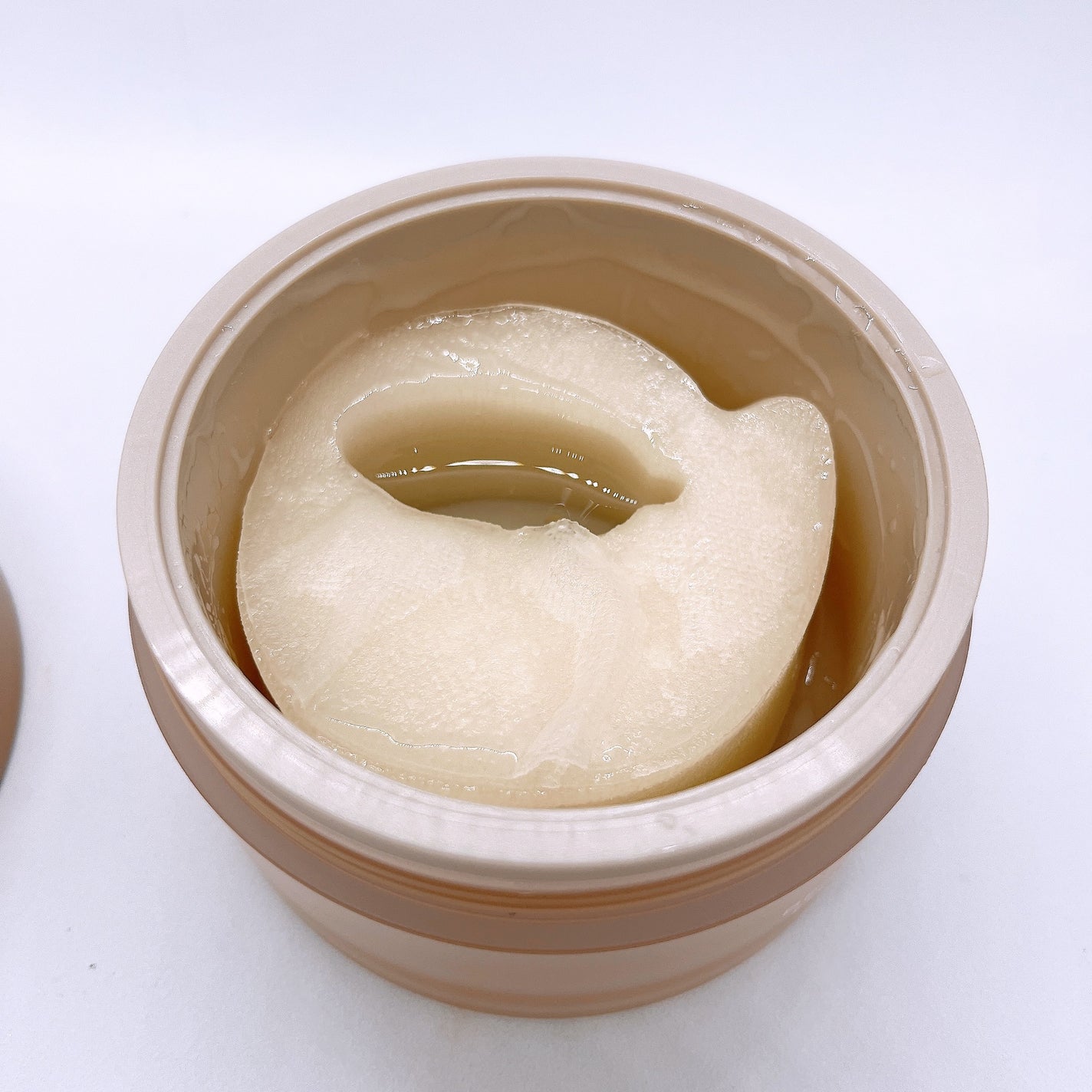 ビューティーアイズ エッセンスシート プレミアム/AXXZIA/アイケア・アイクリームを使ったクチコミ(3枚目)