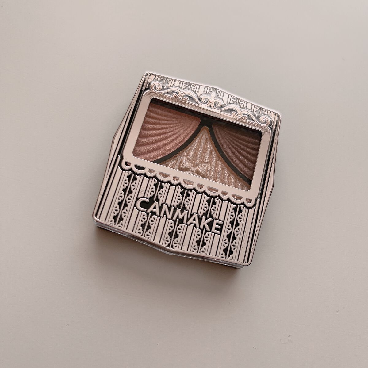 ジューシーピュアアイズ/キャンメイク/アイシャドウパレットを使ったクチコミ（1枚目）