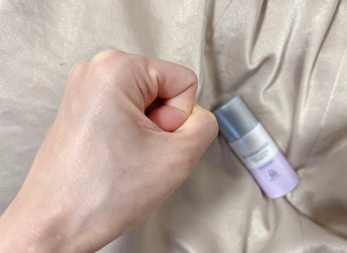 ã¹ãã³ãããã¯ãããŒã¹ïŒç®èããã鲿¢ïŒSPF50/ããªããŽã£ã¹ã¿/åç²§äžå°ã䜿ã£ãã¯ãã³ãïŒ4æç®ïŒ