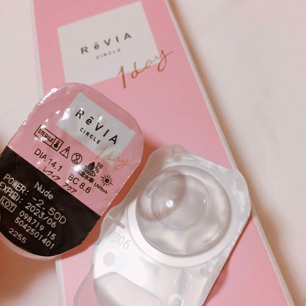 降谷 on LIPS 「久しぶりの投稿〜〜🏃♀️💨💦オススメのカラコン紹介します!!..」(2枚目)