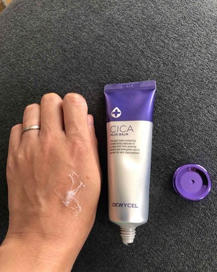 デュイセル シカプラスバーム/DEWYCEL/フェイスクリームを使ったクチコミ(4枚目)