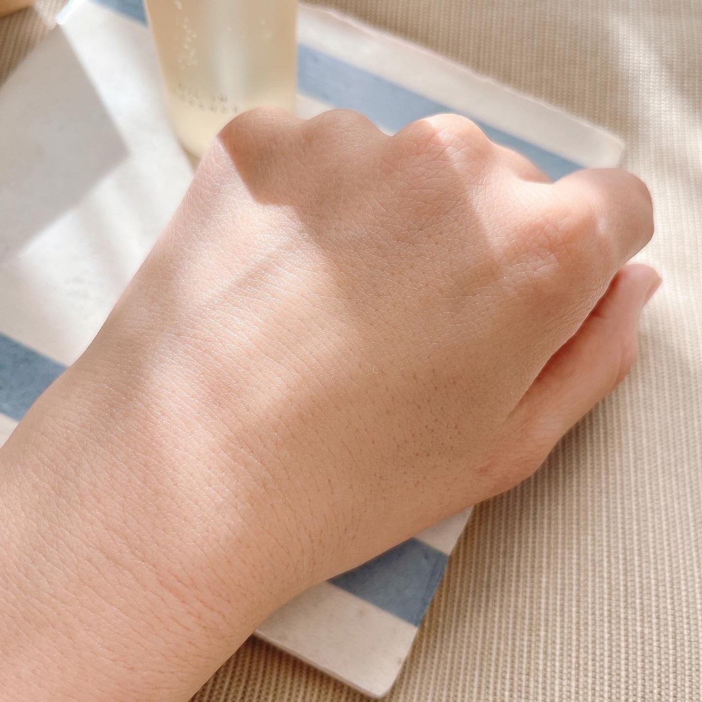 オイルインエッセンス/MUQURU/ブースター・導入液を使ったクチコミ(4枚目)