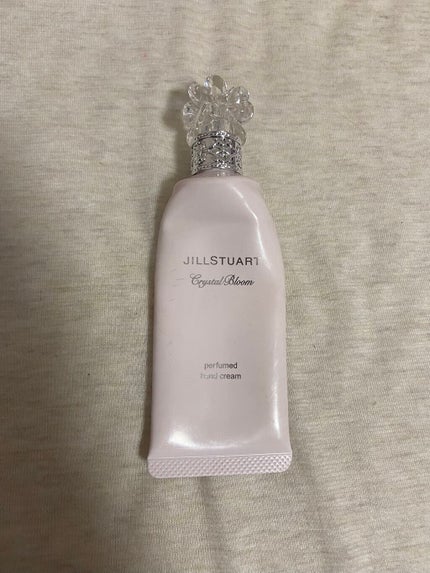 クリスタルブルーム パフュームド ハンドクリーム/JILL STUART/ハンドクリームを使ったクチコミ(4枚目)
