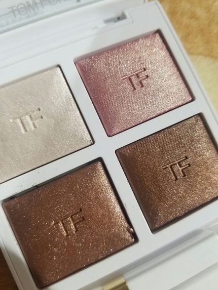 ソレイユ アイ カラー クォード/TOM FORD BEAUTY/アイシャドウパレットを使ったクチコミ(2枚目)