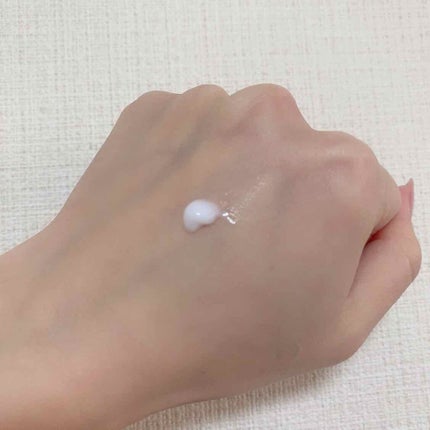 純白専科 すっぴん白雪美容液(専科 薬用美白クリーム)/SENKA(専科)/美容液を使ったクチコミ(4枚目)