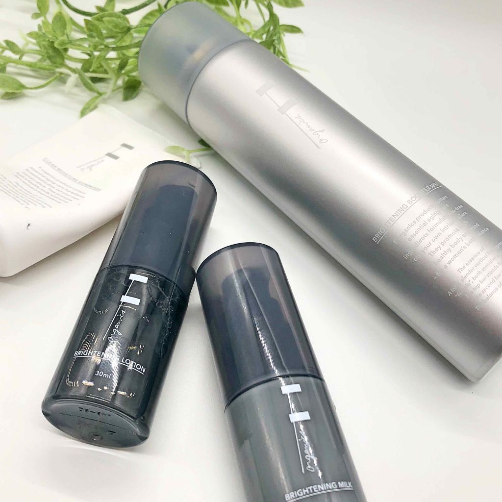 F organics(エッフェ オーガニック) クリアモイスチャーゴマージュのクチコミ「本来なら
メルヴィータ(ブースター)
アクセーヌ(化粧水)
POLAホワイティシモ (乳液)が.....」（1枚目）