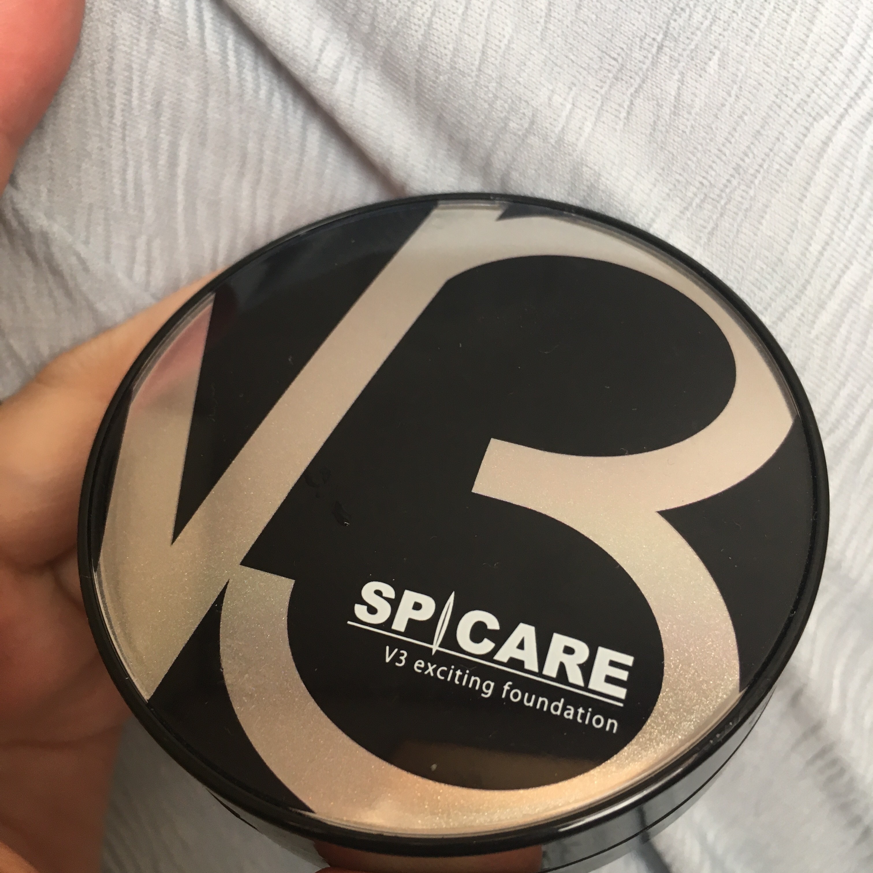 V3 エキサイティングファンデーション/SPICARE/クッションファンデーションを使ったクチコミ（1枚目）