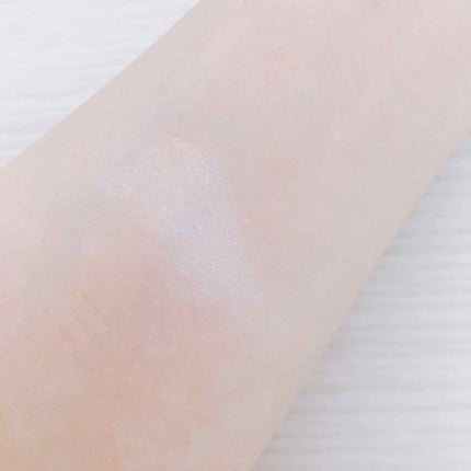 グロウフルールハイライター/キャンメイク/パウダーハイライトを使ったクチコミ(2枚目)