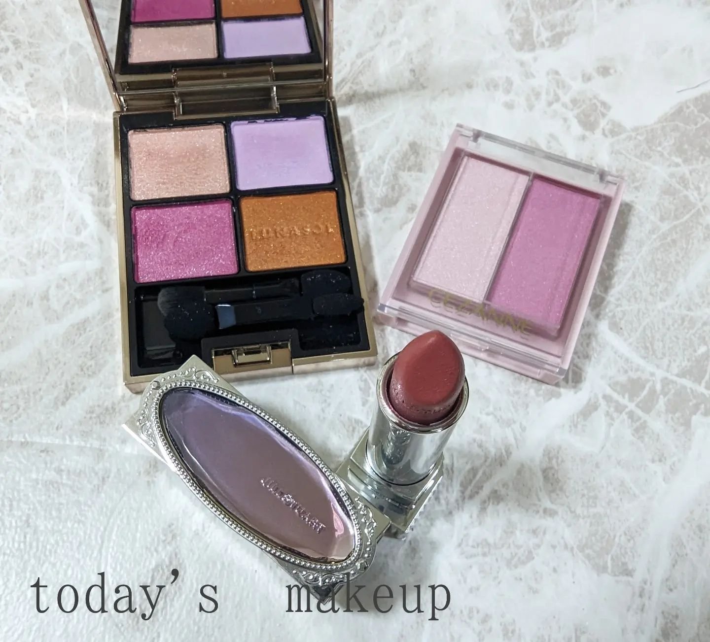 ルージュ リップジュエル ジェミーサテン/JILL STUART/口紅を使ったクチコミ（1枚目）